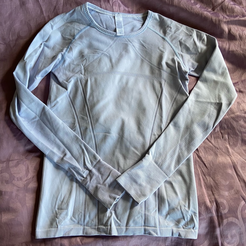 Ivivva Fly Tech Long Sleeve in light purple.